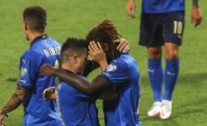 Show Kean-Raspadori, l'Italia travolge la Lituania 5-0