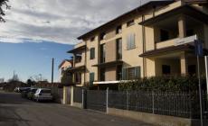 Crocetta, i ladri entrano da una finestra e chiudono fuori i padroni di casa