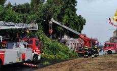 Violento temporale a Catania: alberi caduti, giù recinzioni. Una decina di voli dirottati