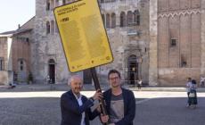 63 cartelli turistico-pedonali per 63 monumenti di Parma: &egrave; iniziata la loro collocazione