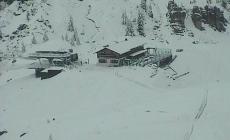Maltempo, prima neve sulle Dolomiti Foto