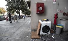 «Bivacchi e sporcizia: la nostra strada abbandonata»
