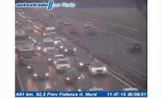 Un altro incidente in A1: camper "sventrato" dopo lo schianto, gravi marito e moglie