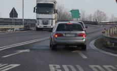 Viaggia sull'A1 col cronotachigrafo manomesso, multa di 1.732 euro 