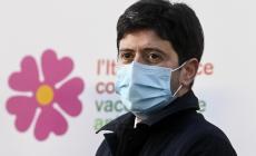 Speranza: "Allargheremo la terza dose. Valuteremo a quali fasce"