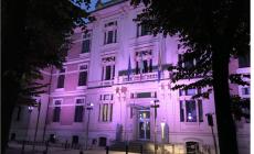 Palazzo Giordani illuminato di rosa contro il cancro al seno