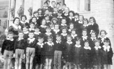  Con pennino e calamaio: viaggio nella magia della scuola di una volta 