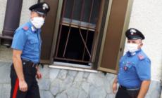 La preoccupazione di un vicino di casa mette in allerta 118 e 112: anziana soccorsa in tempo