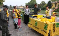 Puliamo il Mondo nel torrente Parma : dagli scarponi da sci ai ferri da stiro. "Greto in via Europa preoccupante"
