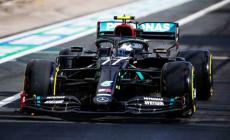 Hamilton retrocesso: la pole va a Bottas (terzo Leclerc)