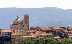Sfidava l'autovelox con lo scooter: multato e denunciato l'incubo dei poliziotti di Santo Stefano Magra