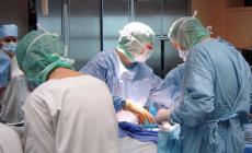 Donna muore durante il cesareo, salvo il neonato 