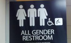 In un liceo di Piacenza i bagni non hanno più un genere