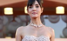 Ambra: "Grazie per il muro d'amore". E si commuove in diretta