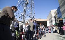 L'effetto Green pass si vede, tutti in coda per gli open day