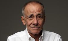 Vecchioni «Con le parole mi diverto, anche in tivù»