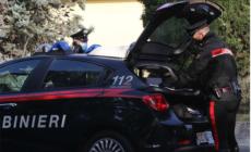 Con la "tecnica dell'abbraccio" ruba il Rolex ad un anziano: denunciata "l'affettuosa" ladra seriale