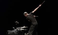 Luned&igrave; mattina, esibizione di Dani in ricordo di Caccavari