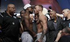 Nell' "incontro del secolo" Mayweather batte McGregor: ko tecnico al 10' round