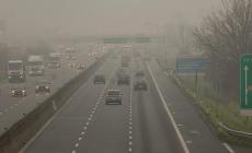 Ancora una mattinata difficile sulle strade: code in autostrada e in città