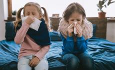 Impennata di contagi tra i bambini per virus respiratori e parainfluenzali