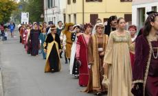 A Vicofertile trionfa la castagna in salsa medievale