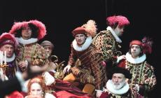 Torna "Rigoletto" nell'allestimento portato dal Regio in tutto il mondo