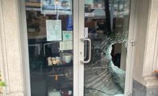 Furto con spaccata in Ghiaia: nel mirino il bar Botanic