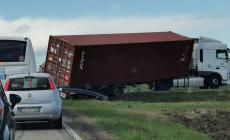 Baganzola, bus bloccati e traffico nel caos