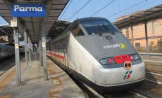 Cadavere sui binari: traffico dei treni sospeso in direzione Bologna e rallentato in direzione Milano