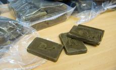A 1 anno ingerisce hashish e va in coma