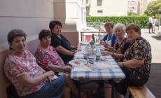 Aggiungi un posto a tavola per il tuo vicino di casa