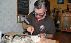 Il mago dell'intaglio. A Sorbolo il sapone "prende vita"