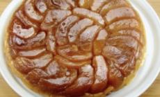 Questa Tarte Tatin profuma di semplicità