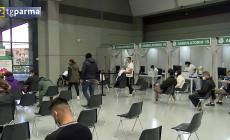 Vaccini, giornata di code - Video