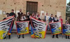 Rubati i preziosi drappi degli sbandieratori