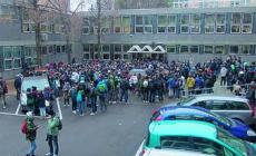 Rondani, studenti nel cortile per protesta