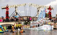 Gay Pride di Amsterdam e Amburgo: foto
