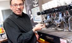 Ragazzi disabili, un barista dalla loro parte