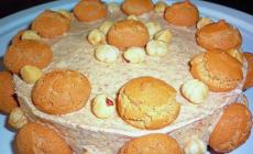 Ecco il semifreddo agli amaretti
