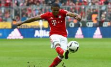 Ora Douglas Costa, quattro in corsa