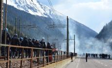 Scontri al Brennero: decine di black bloc arrestati