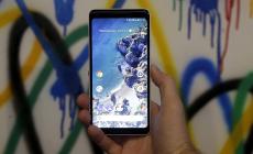 Google sfida l'iPhone X con il Pixel 2