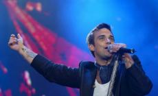 Robbie Williams, doppio cd per i 20 anni di carriera