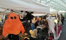 Halloween in Ghiaia con giochi, spettacoli e street food