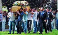 L'addio di Mezzano Rondani all'indimenticabile "Briga"