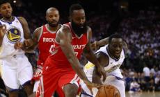 NBA, sorrisi per Golden State e Houston