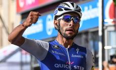 Gaviria-bis (vince in volata), Jungels resta in rosa