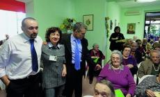 Festa e "amarcord" per gli anziani del centro Molinetto