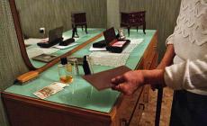 Spunta l'ultima truffa: quella dell'acqua santa, Anziana derubata